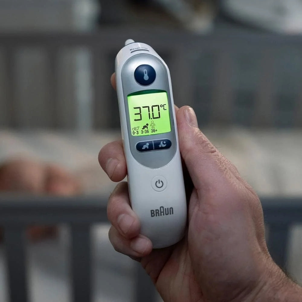 Braun ThermoScan® 7 Plus with Age Precision® Displayed
